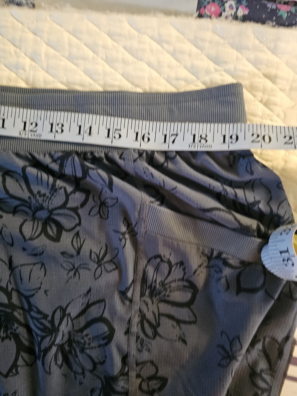 St. John's Bay Blue Floral Women's Bermuda Shorts - Picture 6 of 10